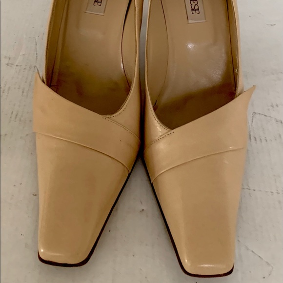 Shiny natural tan color real leather shoes medium high heels Eur 40 US 9.5 - 10 - Picture 3 of 10